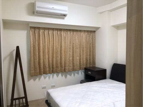 漾窗簾-吳昱霆 - 金色緞面燙金玫瑰三明治遮光布