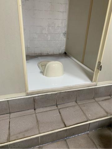 敏清 - 廁所止水。