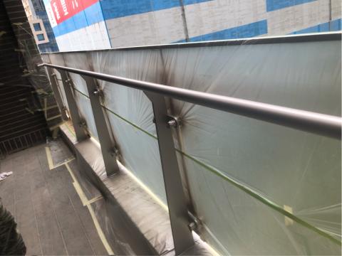 勝封工程行 - 欄杆玻璃美容烤漆