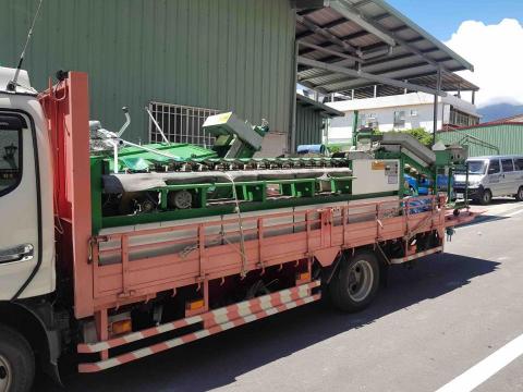 李錦豪個人托運 - 農機械運送