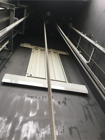 宸恩油漆整修工程 - 電梯內調色上漆