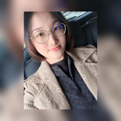 卓薰雅（物化及史地家教、國中小伴讀）