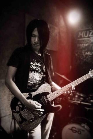 A.a音樂工作室 - 提供貝斯教學的專家 A.a音樂工作室 - 提供貝斯教學的專家