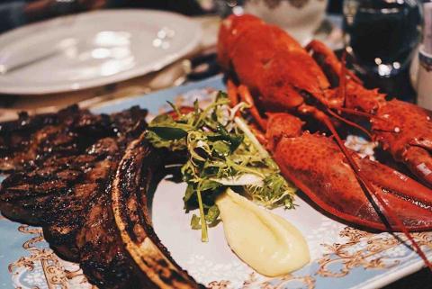 最細心專業的主持人Hannah.W - 君品酒店雲軒西餐次戰斧牛排試吃拍攝照