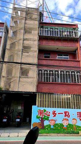 小世界個人工作室 - 