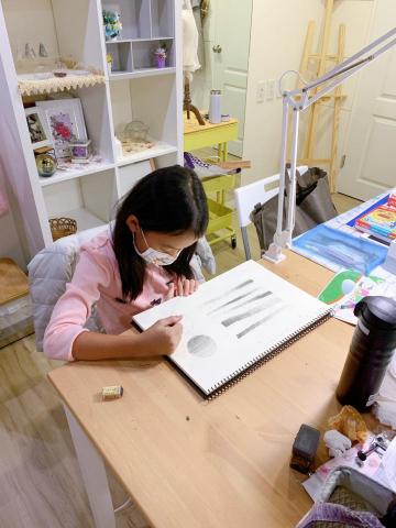 幸福感畫室 - 畫室