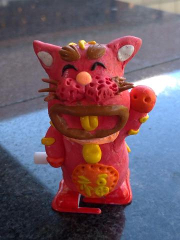 花漾量子文化有限公司 - 客製化商品走路機器人4(棒棒虎)