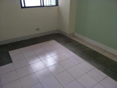 阿宗 - 地磚膨共改貼塑膠地板 阿宗 - 地磚膨共改貼塑膠地板