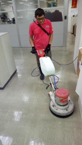 就愛潔有限公司 - 辦公室洗地