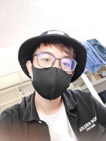 提供寄養狗服務的專家楊智凱