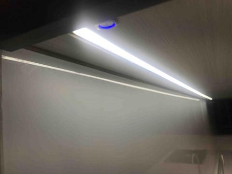 順新水電工程行 - 12v按鈕開關+間照燈