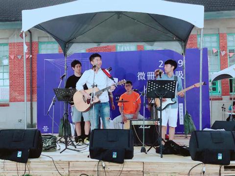 陳冠樺（吉他烏克麗麗教學） - 