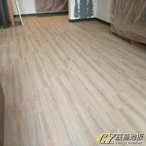 辰藝地板企業社  (樂森活) - 波士頓橡木