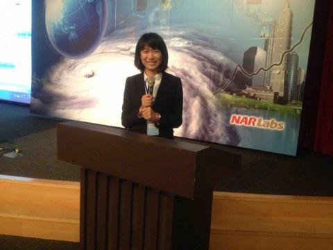 楊雅君 - APEC國際研討會司儀及貴賓接待