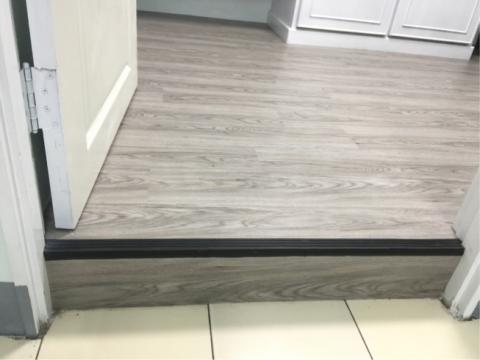 福奕工程行 - 壁紙/塑膠地板