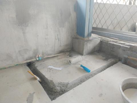 賴克明防水防漏 - 打斷水處理V或U型溝，打至R.C層以下