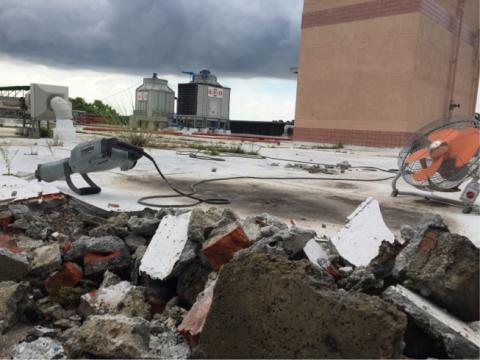 上興拆除公司 - 南投農業試驗所頂樓防水層打除做新