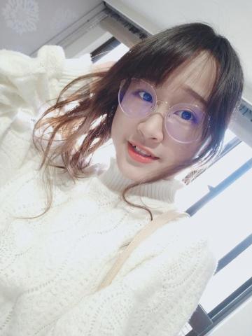 提供簽名印章服務的專家任郁蓁