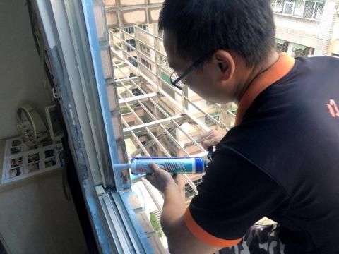 泰聯企業有限公司/JEFF - 泰聯企業配合工班居家矽利康施打服務