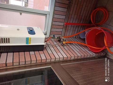 旭電工程行 - 熱水器本體清洗作業