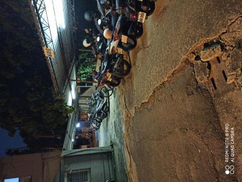 旭電工程行 - 停車位燈具改成感應式作業