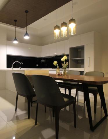 自由空間PLUS室內規劃設計 - 