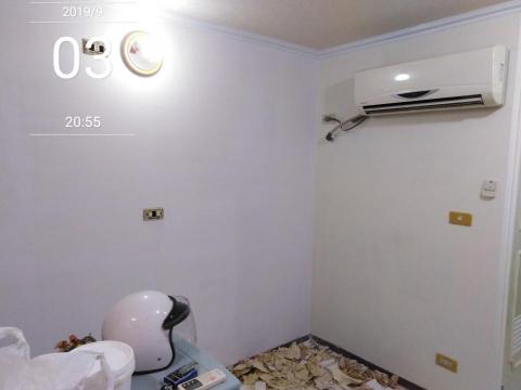 精宅美油漆工程公司 - 壁紙拆除後批土打磨油漆完工後