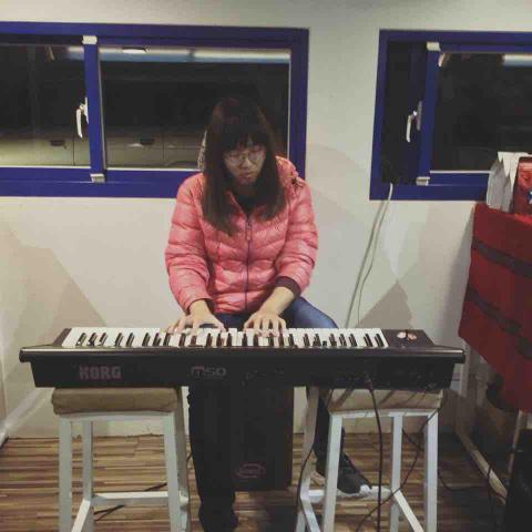 曾詠歆 - 咖啡廳演奏爵士鋼琴