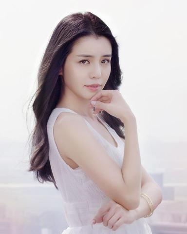 王書駿 - 商業人像