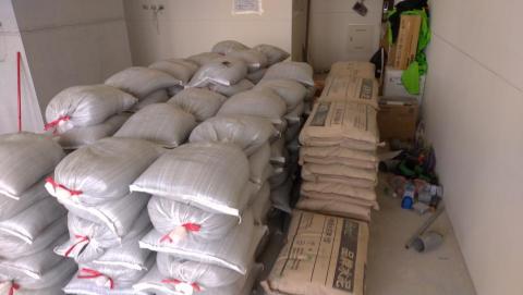 銘鋐工作室 - 進料搬運
