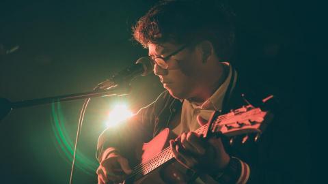 提供歌曲教唱服務的專家黃正嘉