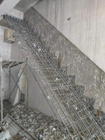 阿財工作室 - 5000磅RC樓梯打拆