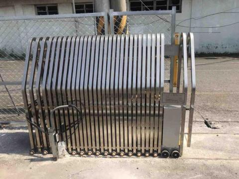 誌允有限公司 - 電動捲門