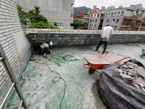 張笠竹 - PU打除