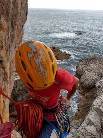 Uxlab-RockClimbing - 龍洞攀岩場；傳統攀登練習
