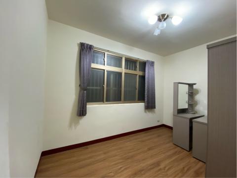 佳杰室內設計裝潢工程 - 地板鋪設