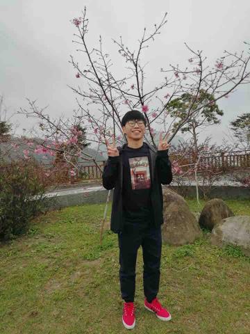 提供數學老師服務的專家許哲睿