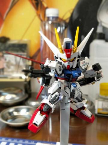 蘇先生 - 代工完成的SD強襲鋼彈