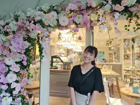 提供外語領隊服務的專家張晴雯