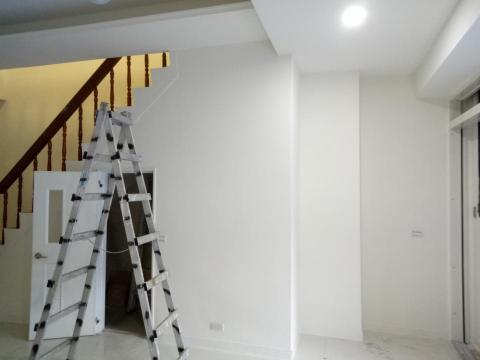 榮馨油漆工程行 - 