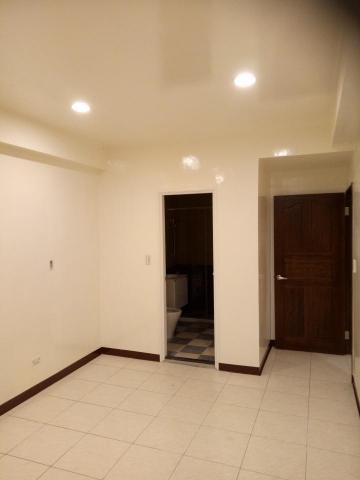 榮馨油漆工程行 - 