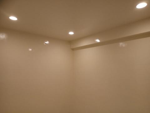 榮馨油漆工程行 - 