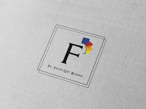 Shanyne Herve - 外語名片LOGO設計
委託人從事外語相關工作，因此把其名字字首作為設計主題，並以各種顏色翻轉之方塊象徵不同語言的精進與學習