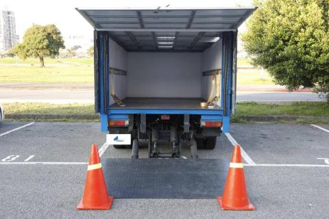 翔義國際實業有限公司 - 