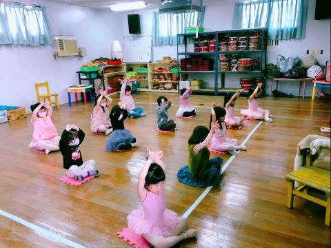 JOYCE DANCE INSTRUCTOR -  JOYCE DANCE INSTRUCTOR -