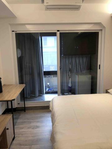 豐群景平店 - 增加落地窗5+8玻璃
