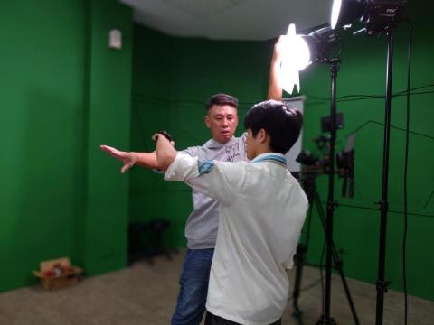 阿米搭傳播有限公司 - 攝影實務教學