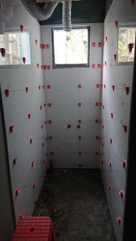 揚力工程有限公司 - 30*60磁磚施工