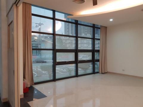 晶懷石工程有限公司 - 楊梅區永美路
2020年12月完工