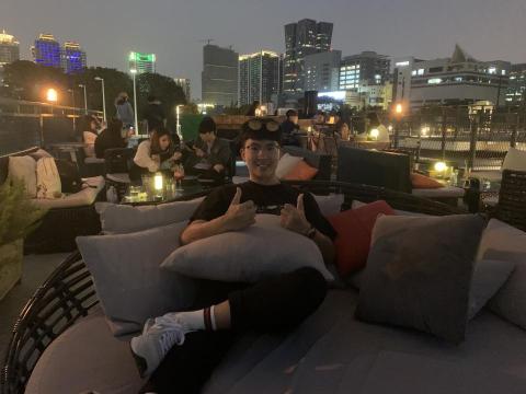 黃軍豪 - 高雄鯊加碼頭餐廳